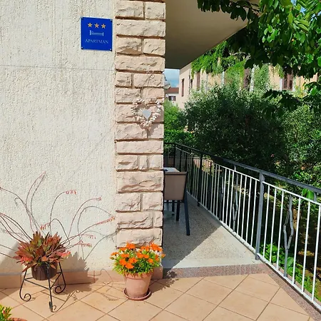 Apartment Nina Rovinj Exteriör bild